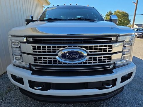 Used 2017 Ford F350 Platinum w/ Platinum Ultimate Package image 16