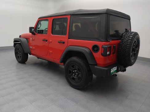 Used 2018 Jeep Wrangler Unlimited Sport image 3
