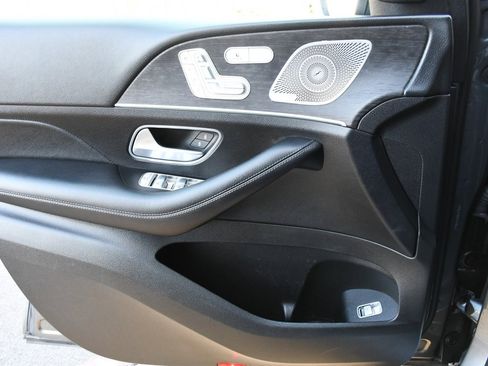 Used 2020 Mercedes-Benz GLE 350 4MATIC w/ 3rd Row Seat Package image 21