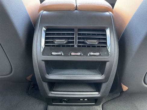 Used 2026 BMW X5 sDrive40i w/ M Sport Package image 28