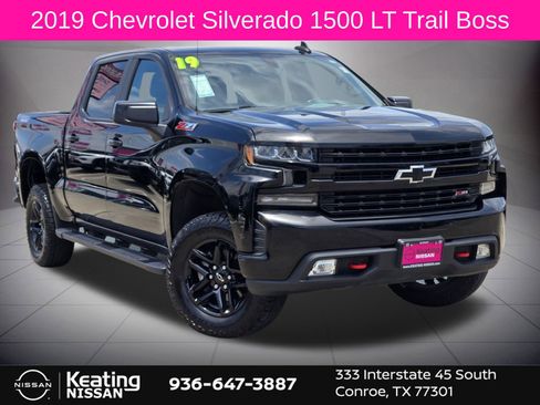 Used 2019 Chevrolet Silverado 1500 LT Trail Boss w/ Convenience Package AWD/4WD image 1