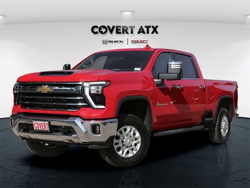 Used 2024 Chevrolet Silverado 3500 LTZ w/ LTZ Convenience Package image 2