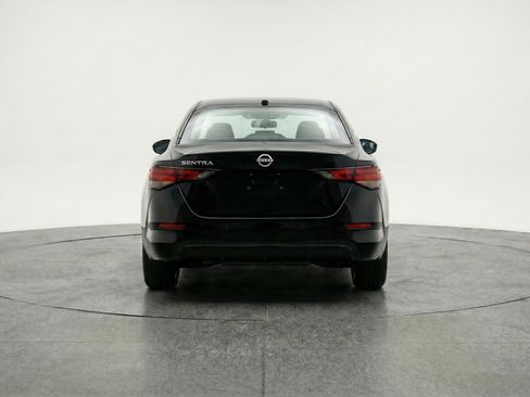 Used 2025 Nissan Sentra SV image 7