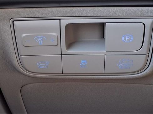 New 2026 Hyundai Tucson Limited image 24