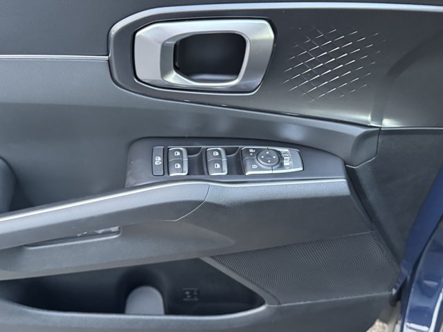 New 2026 Kia Sorento S FWD image 9