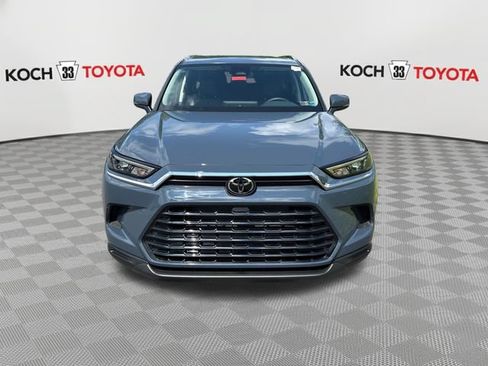 Used 2026 Toyota Grand Highlander AWD image 2