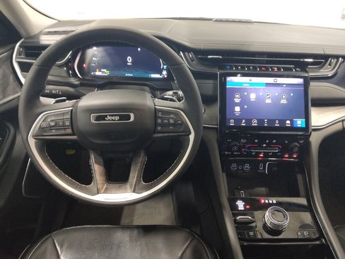 Used 2022 Jeep Grand Cherokee Limited 4xe w/ Luxury Tech Group II AWD/4WD image 22