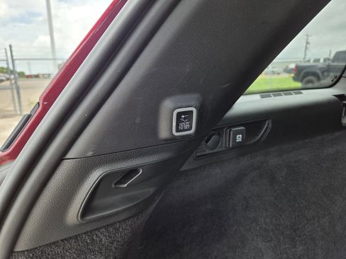 Used 2023 Jeep Grand Cherokee Overland RWD image 31
