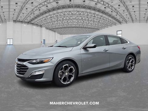 Used 2024 Chevrolet Malibu LT image 3