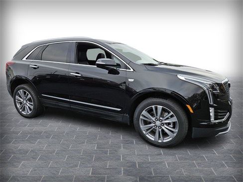 Certified 2025 Cadillac XT5 Premium Luxury image 3