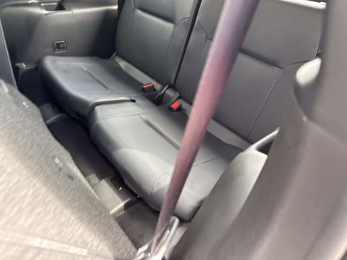 Used 2024 Mitsubishi Outlander FWD image 13