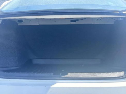 Used 2019 Honda Accord LX image 9