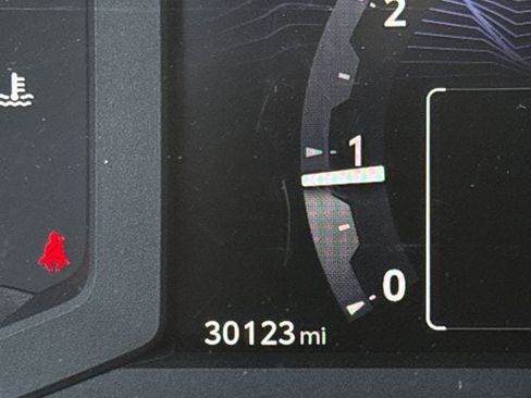 Used 2025 Toyota 4Runner SR5 AWD/4WD image 15