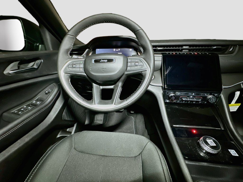 New 2027 Jeep Grand Cherokee 4WD image 27