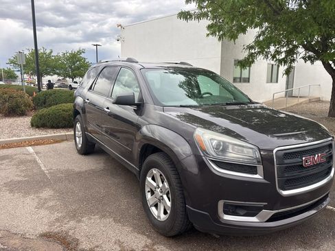 Used 2014 GMC Acadia SLE image 3