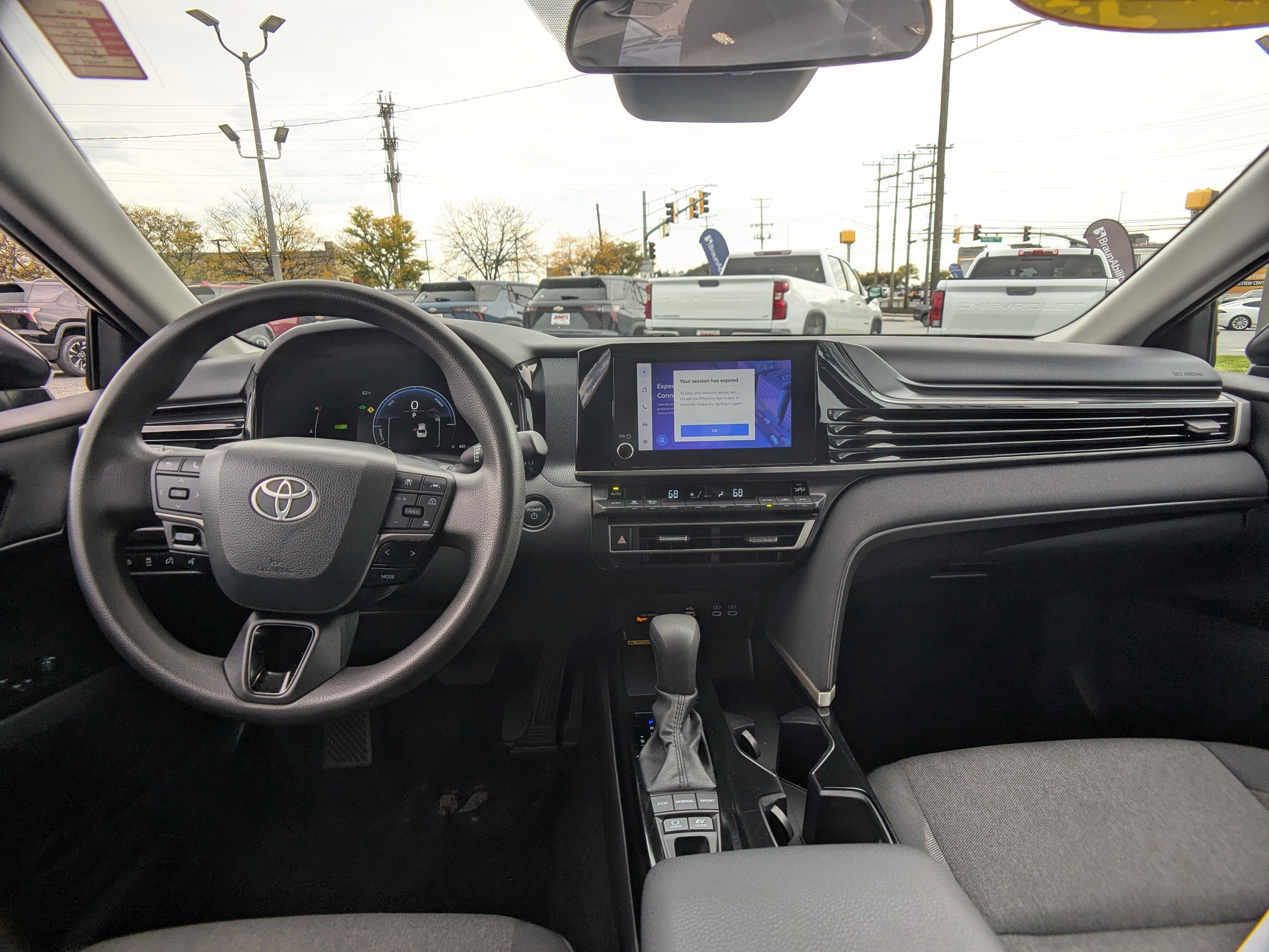 Used 2025 Toyota Camry LE FWD image 16