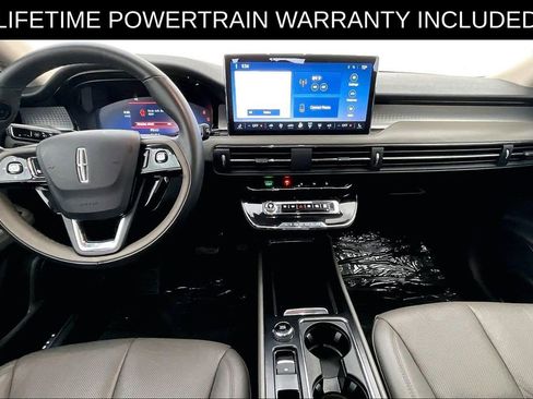 Used 2024 Lincoln Corsair Grand Touring image 20