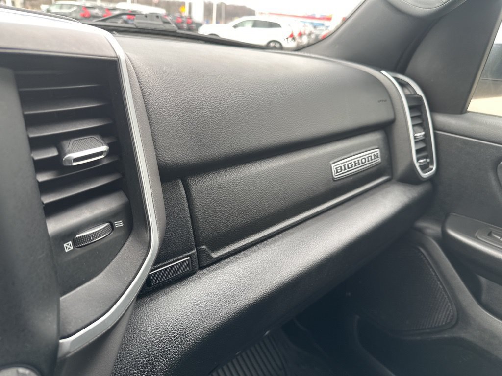 Used 2022 RAM 1500 Big Horn AWD/4WD image 36