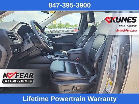 Certified 2024 Ford Escape Platinum AWD/4WD image 10