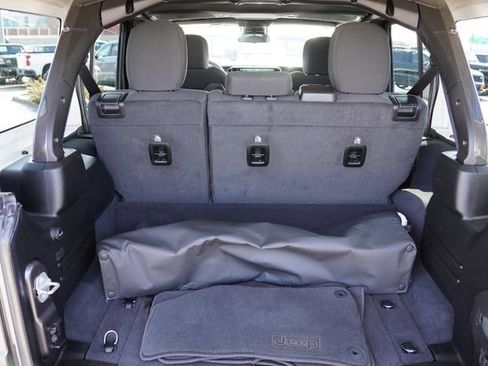 Certified 2025 Jeep Wrangler Unlimited Rubicon 4xe w/ Safety Group image 20