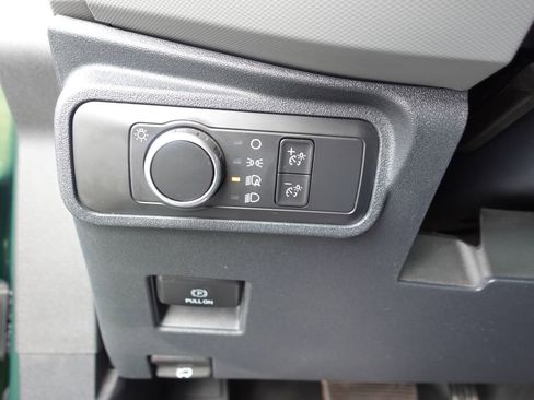 Used 2022 Ford Bronco Black Diamond AWD/4WD image 17