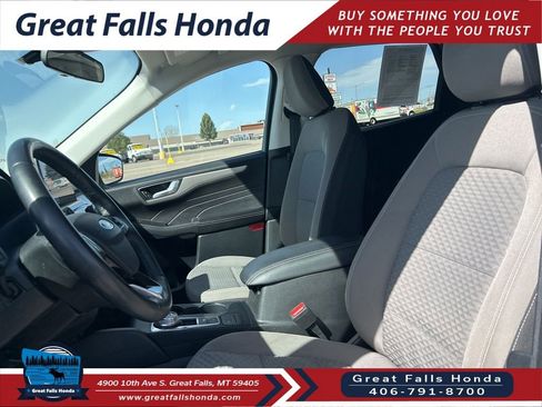 Used 2021 Ford Escape SE w/ Cold Weather Package AWD/4WD image 18