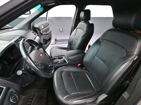 Used 2017 Ford Explorer Limited AWD/4WD image 23