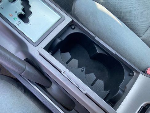 Used 2004 Toyota Solara SE image 57