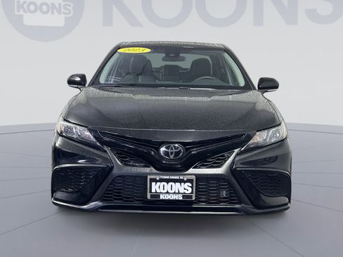 Used 2023 Toyota Camry SE FWD image 4