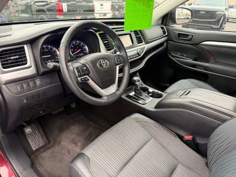 Used 2015 Toyota Highlander Plus image 5