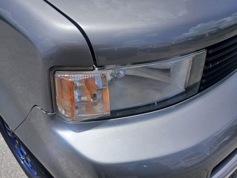Used 2006 Scion xB FWD image 20
