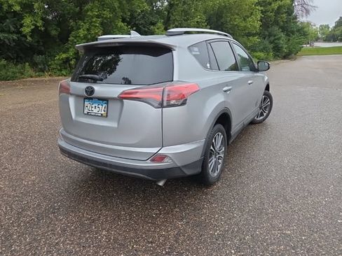 Used 2016 Toyota RAV4 LE AWD/4WD image 14