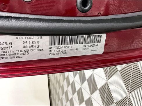 Used 2018 Dodge Challenger SXT RWD image 16