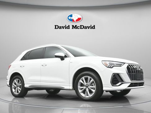 Used 2023 Audi Q3 2.0T Premium w/ Convenience Package AWD/4WD image 28