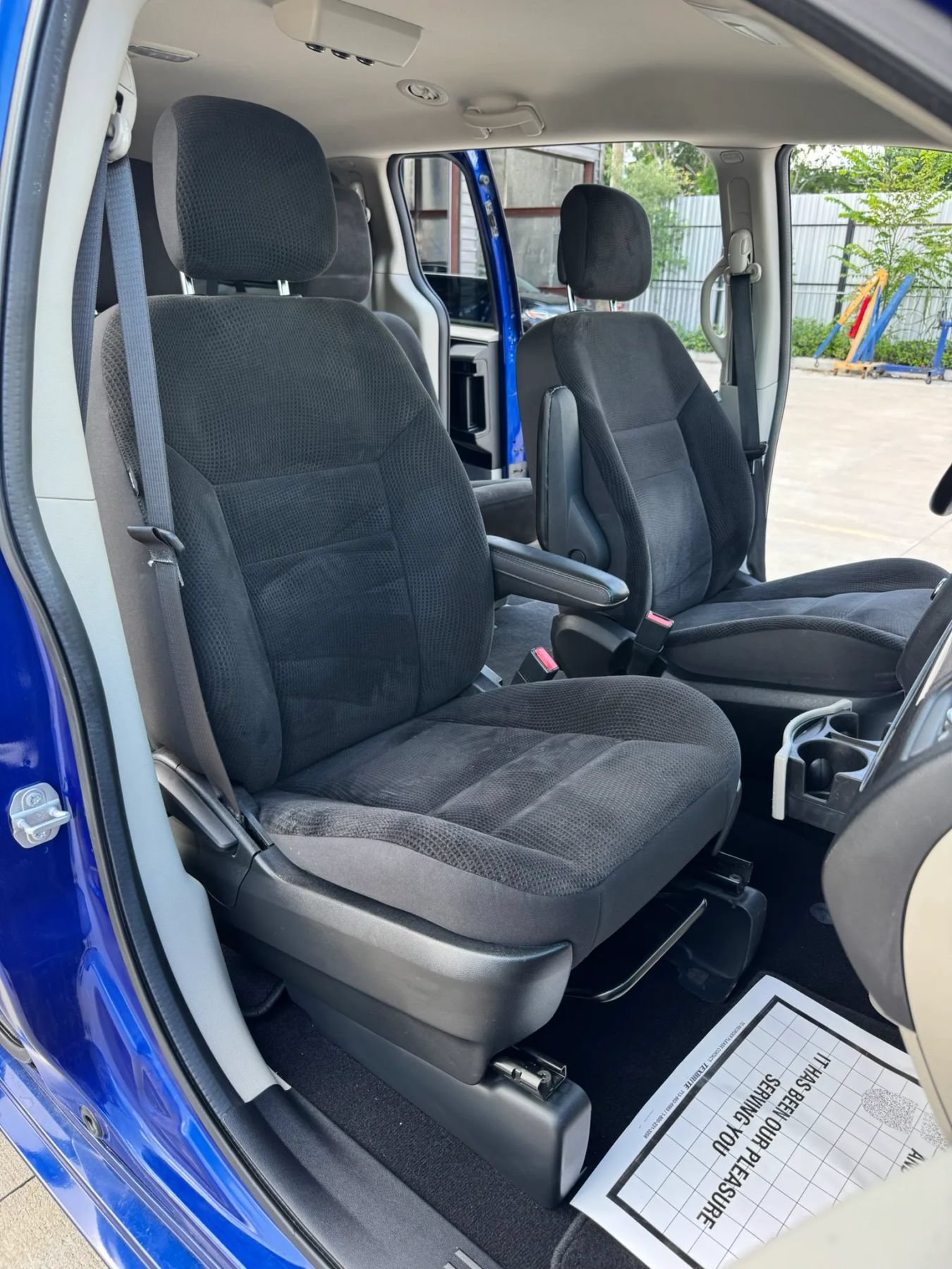 Used 2019 Dodge Grand Caravan SE w/ UConnect Hands-Free Group FWD image 37