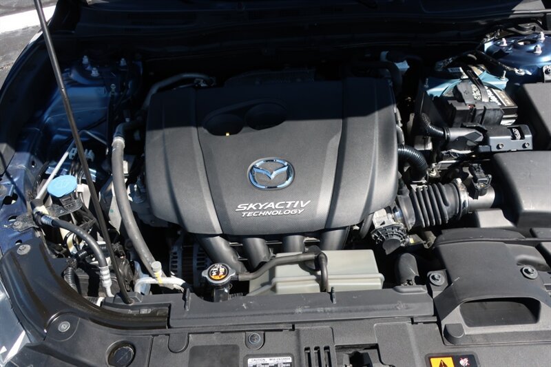 Used 2018 MAZDA MAZDA3 Sport FWD image 34