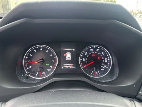 Used 2019 Toyota RAV4 XLE image 19