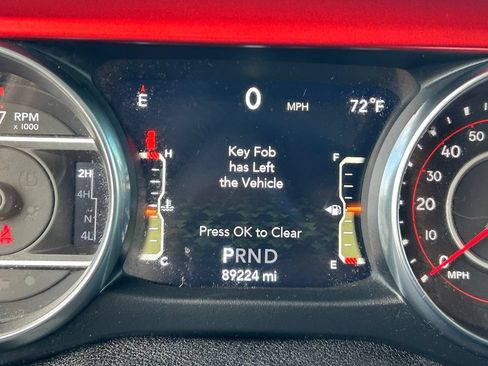 Used 2019 Jeep Wrangler Unlimited Rubicon w/ Cold Weather Group AWD/4WD image 18