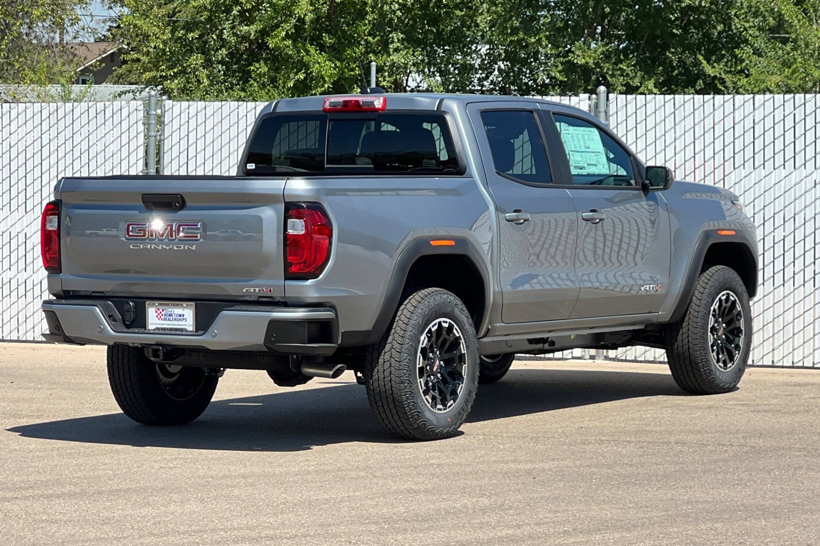New 2026 GMC Canyon AT4 AWD/4WD image 4