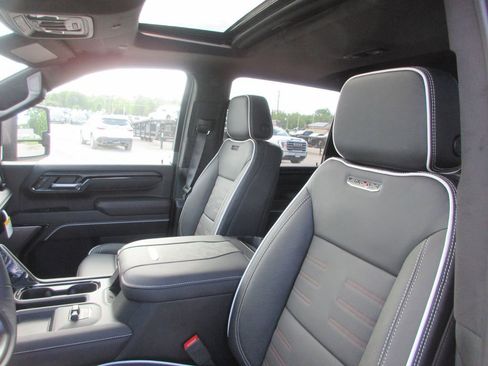New 2026 GMC Sierra 2500 AT4X AWD/4WD image 13