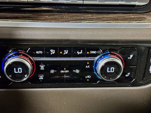 New 2026 GMC Sierra 1500 SLE w/ Preferred Package image 10