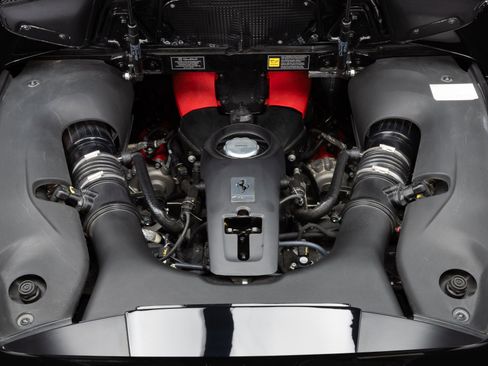 Certified 2021 Ferrari F8 Tributo image 95