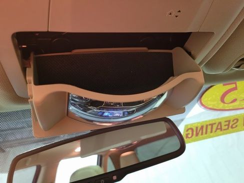 Used 2015 Toyota Highlander Limited image 44