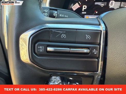 Used 2023 GMC Canyon Denali image 18