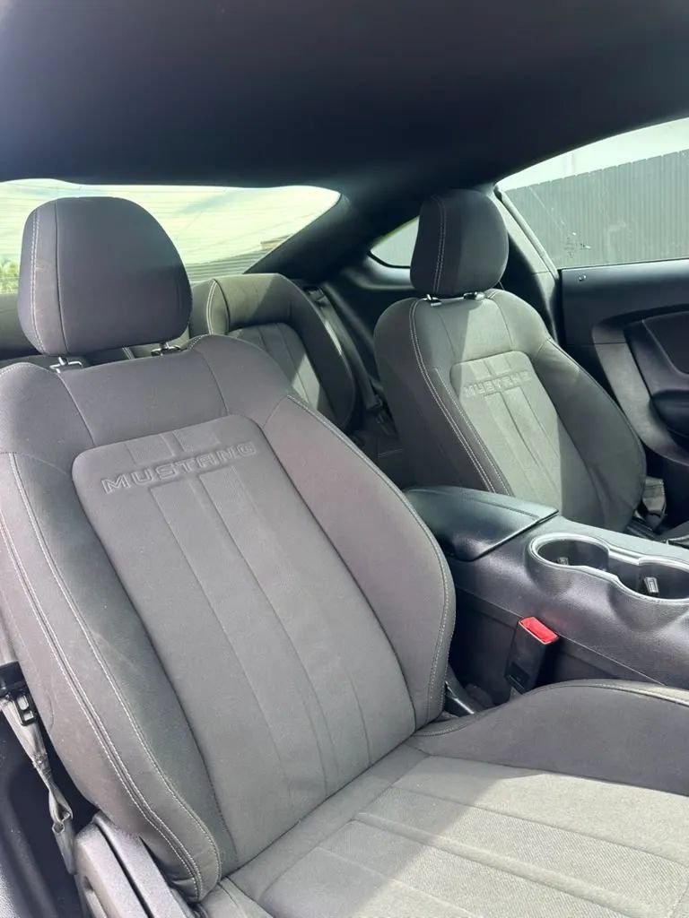 Used 2020 Ford Mustang GT RWD image 13
