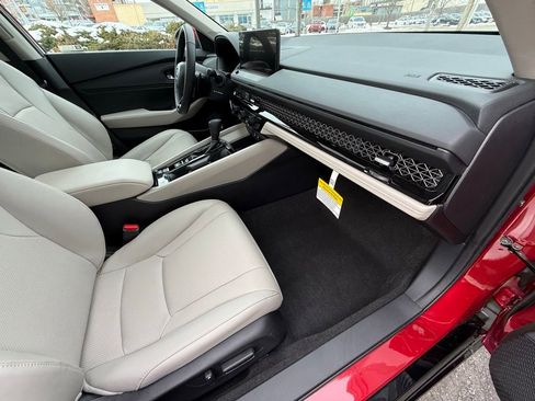 Certified 2025 Honda Accord EX-L image 42