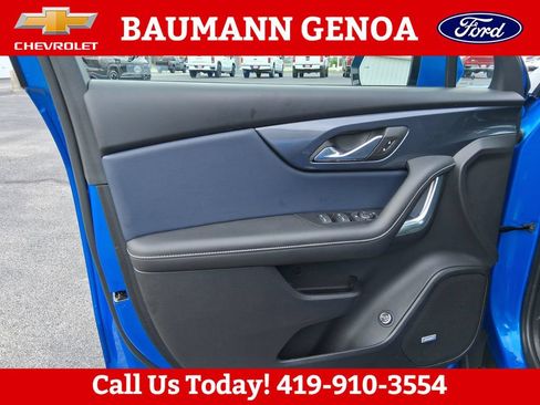 Used 2024 Chevrolet Blazer RS FWD image 11