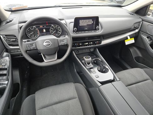 New 2026 Nissan Rogue SV FWD image 13