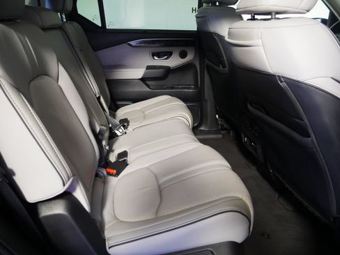Certified 2023 Honda Pilot Elite image 8