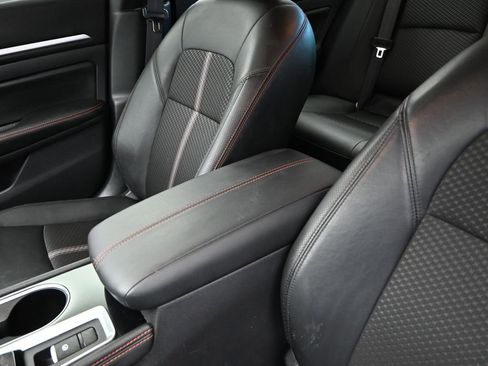 Used 2024 Nissan Altima 2.5 SR image 14